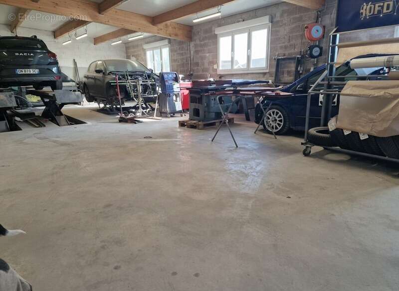 Commerce à XERTIGNY