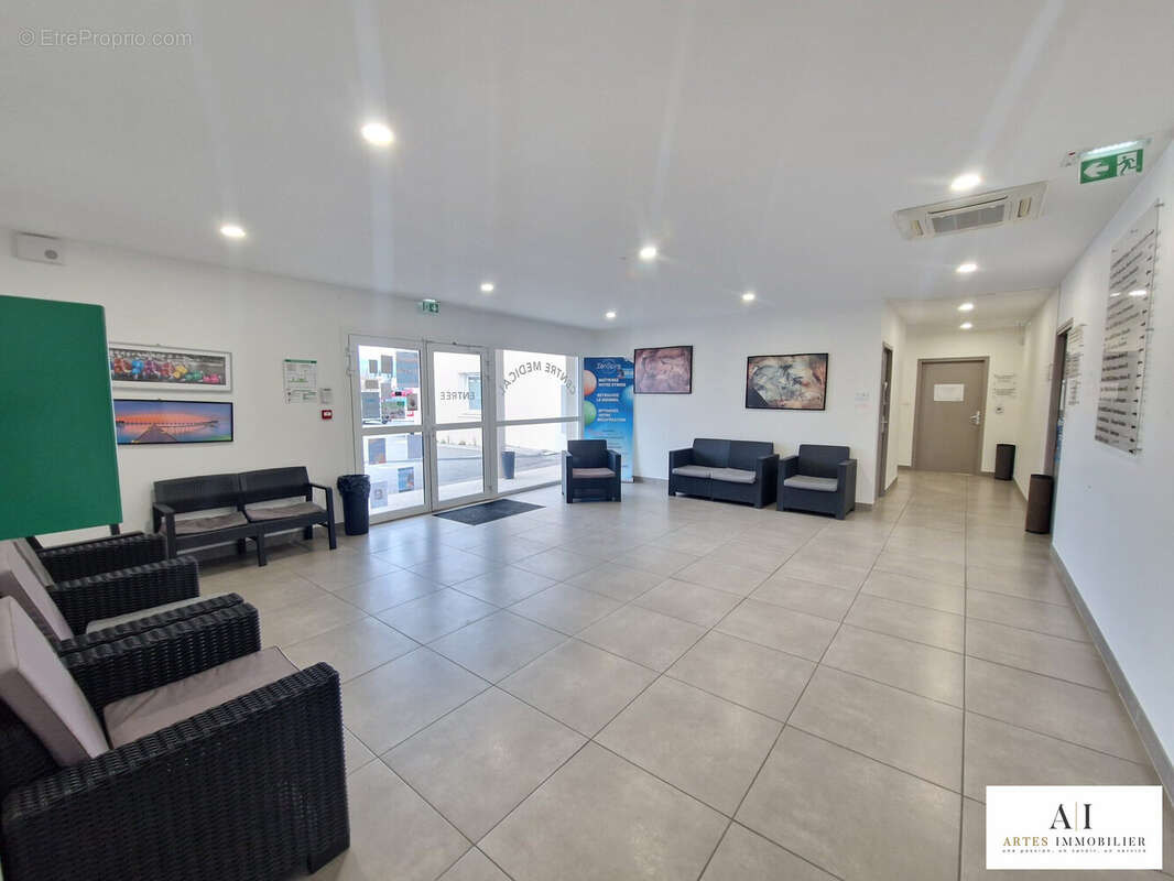 Commerce à SAULCE-SUR-RHONE