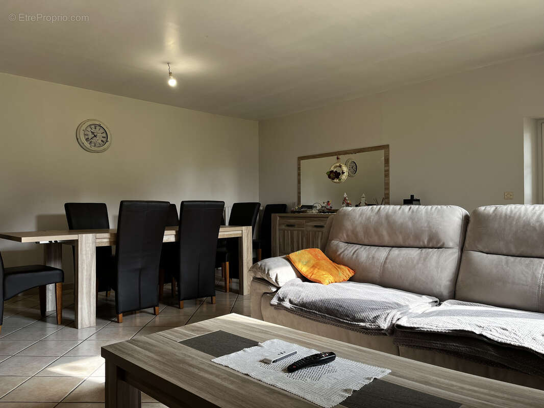 Maison à LA CHAPELLE-SAINT-LAURENT