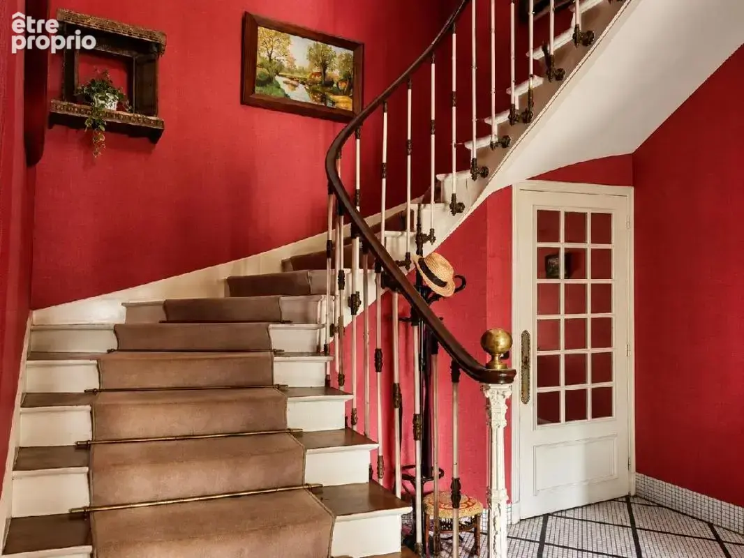 Proche du chêne - Demeure d'exception du XIX siècle - 550 m² - 12 chambres - dortoir - au coeur d'un parc de plus de 2ha avec ac - photo 7