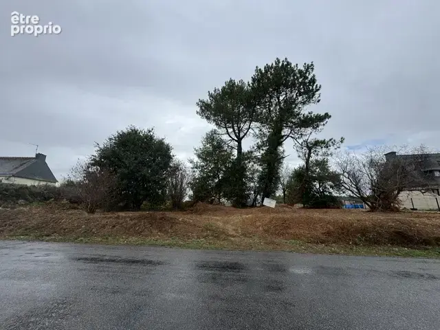 Terrain à PONTIVY
