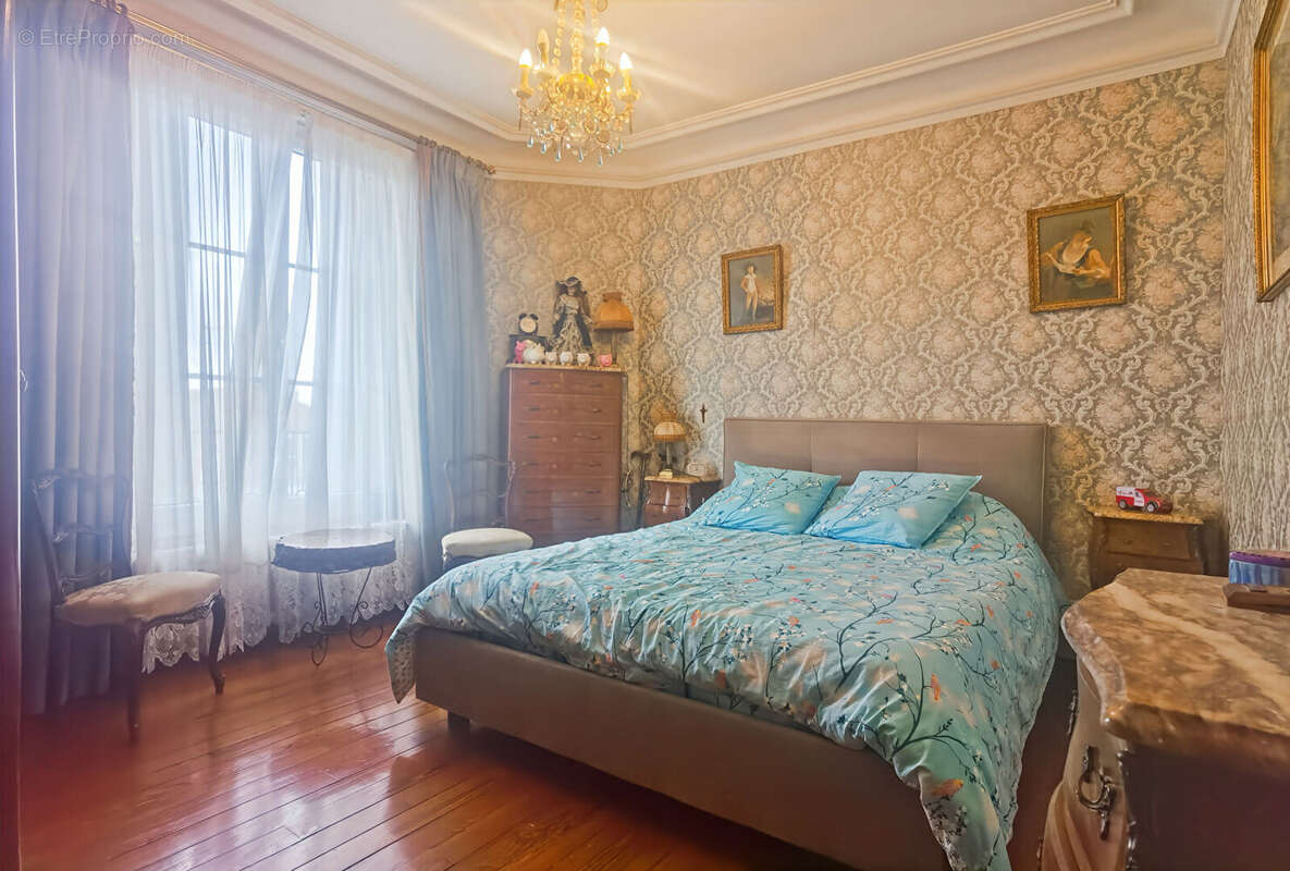 Maison à ROSNY-SOUS-BOIS