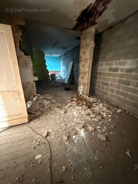 Maison à SAINT-AIGULIN