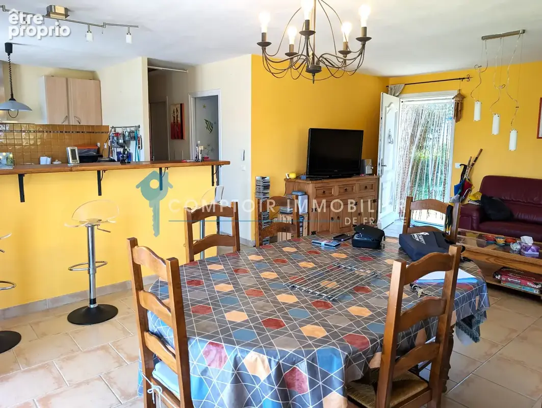 Dépt. 07 - A VENDRE Secteur COUCOURON - Villa de 2005 de 103 m2 -Parcelle de 1.708 m2 - photo 8