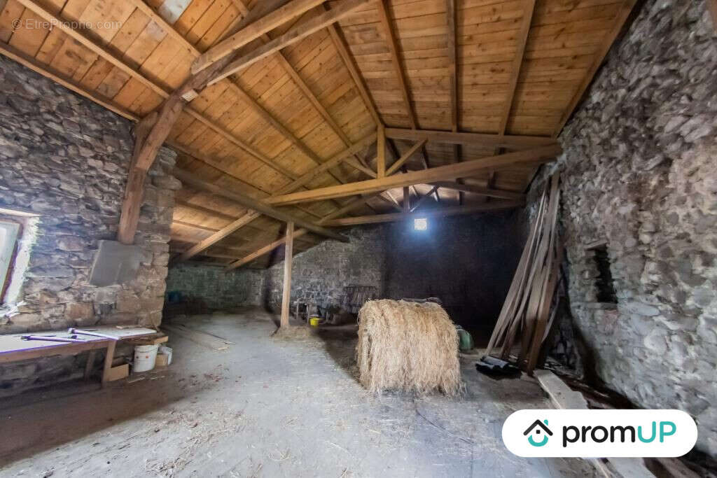 Maison à SAINT-ETIENNE-DU-VIGAN