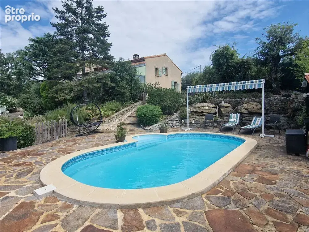Maison avec piscine dans un environnement privilégié - photo 2