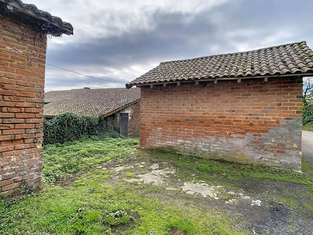 Maison à SAINT-JUNIEN