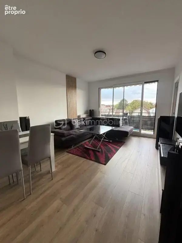 Appartement lumineux avec balcon + place de parking et cave - photo 2