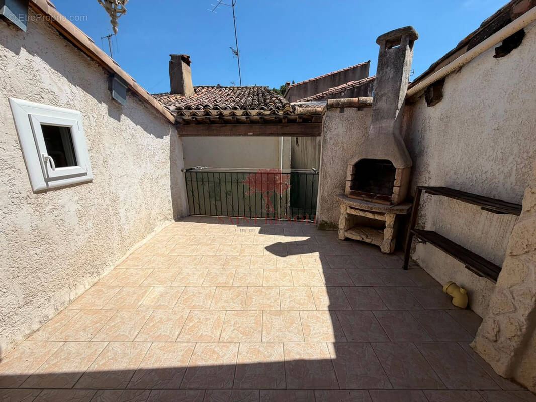 Maison à GIGNAC