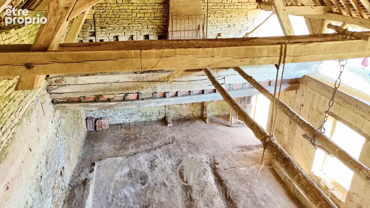 Propriété rare avec maison de maître, corps de fermé loué, tourelle et de nombreuses dépendances - photo 49