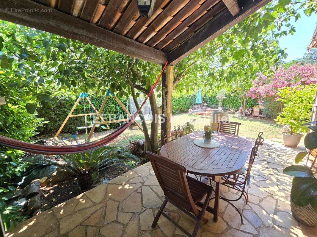 Maison à PEYMEINADE