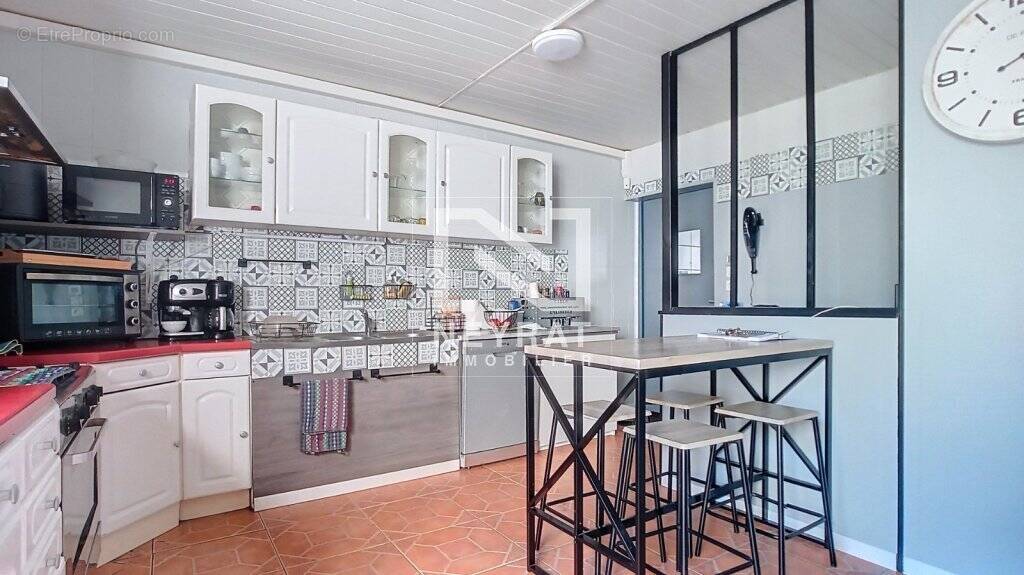 Maison à SAINT-MARCEL