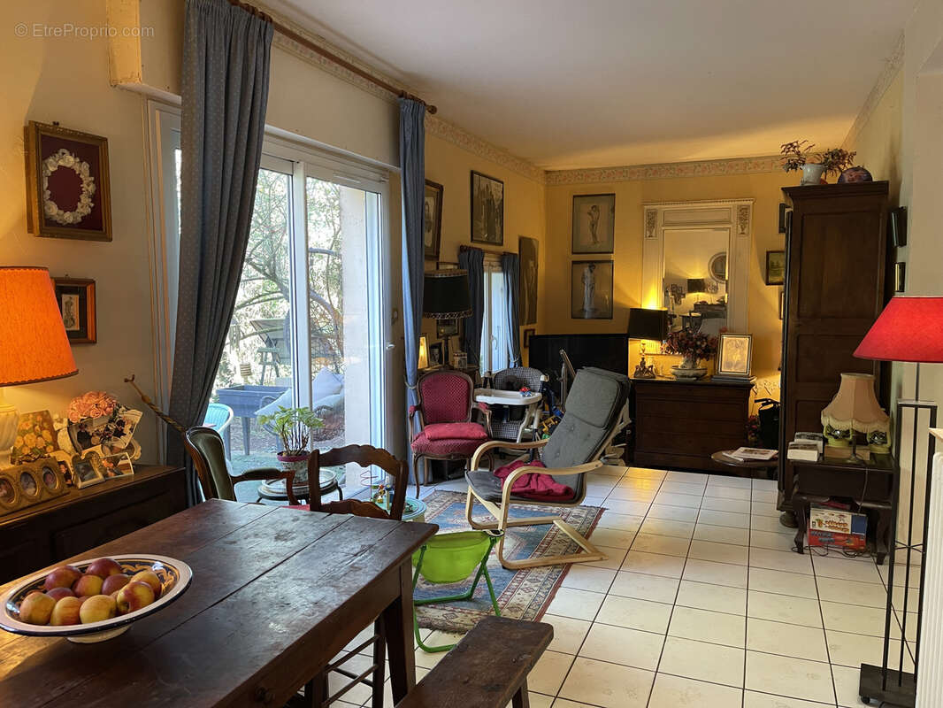 Maison à FEYTIAT