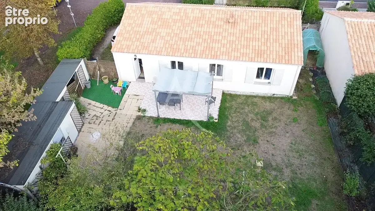 Maison plain pied à vendre à Aizenay à proximité des écoles - photo 10