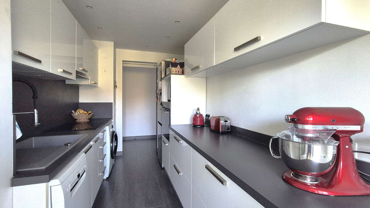 Appartement à MANDELIEU-LA-NAPOULE