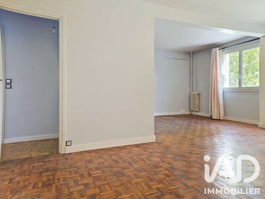 Photo 3 - Appartement à EPINAY-SUR-SEINE