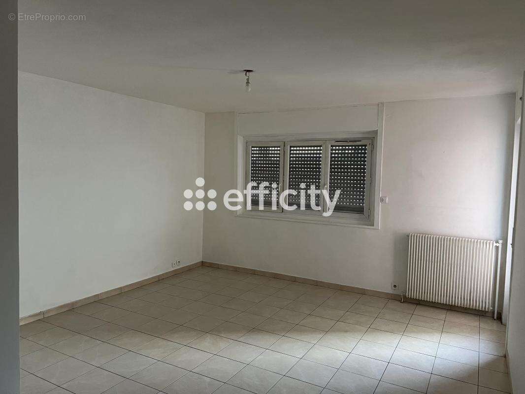 Appartement à DRAGUIGNAN
