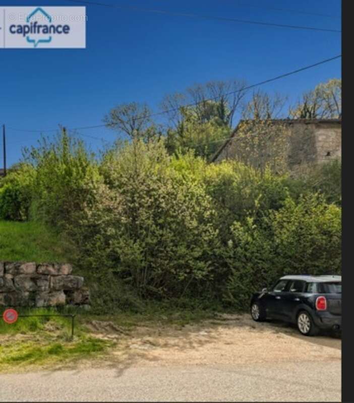 Maison à SAINT-JULIEN