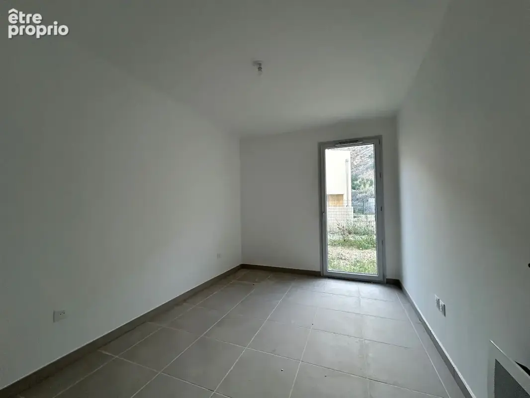 Appartement Meyrargues 4 pièce(s) 87 m2 - photo 6