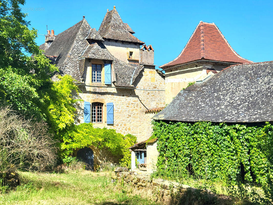 Maison à NAUSSAC