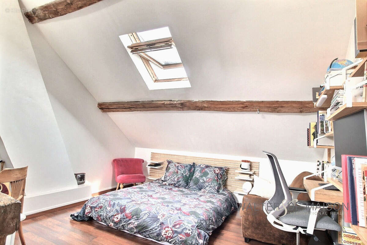 Maison à SAINT-NOM-LA-BRETECHE