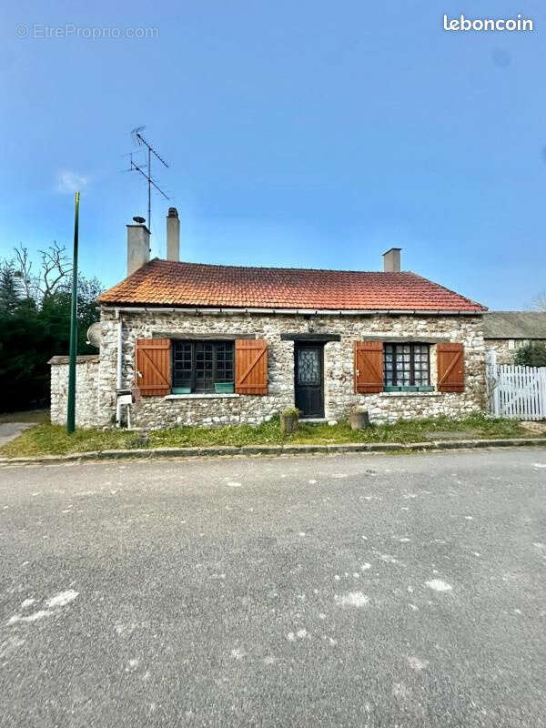 Maison à FLINS-NEUVE-EGLISE