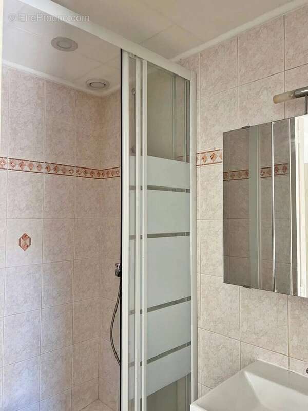 Appartement à SAINT-MAUR-DES-FOSSES