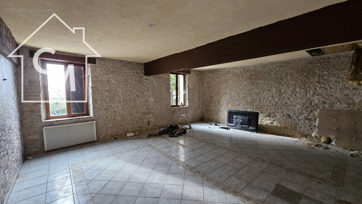 Maison à ASCHERES-LE-MARCHE