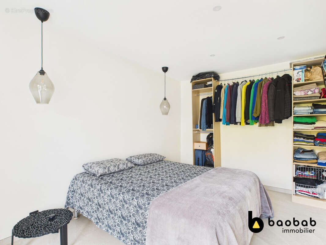 Appartement 80 m² à Chambery  - photo 8