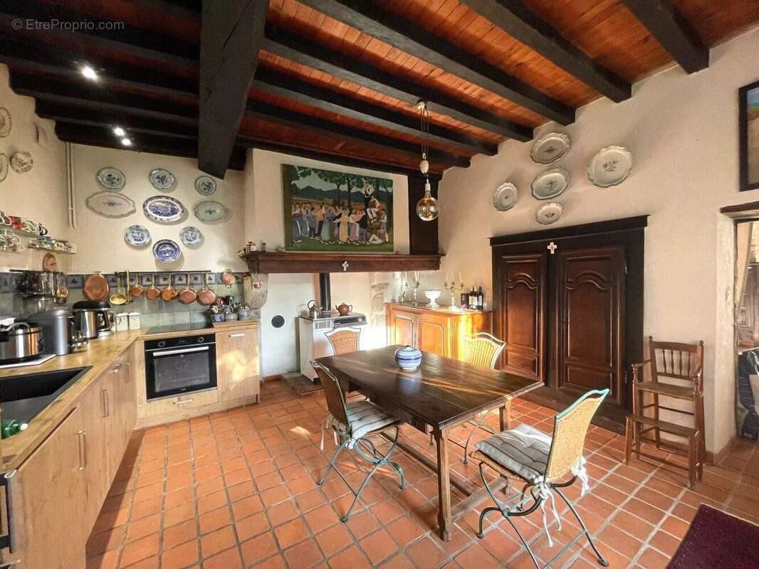 Maison à SAUVETERRE-DE-BEARN