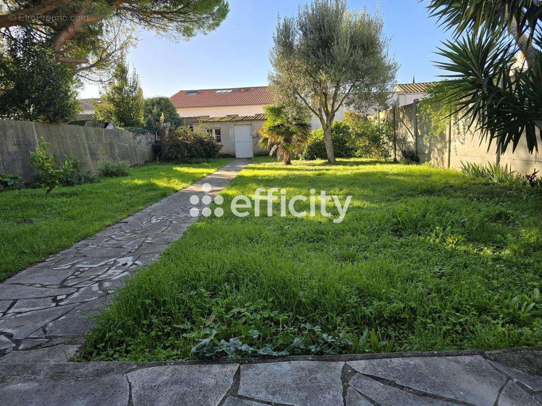 Maison à LA ROCHELLE