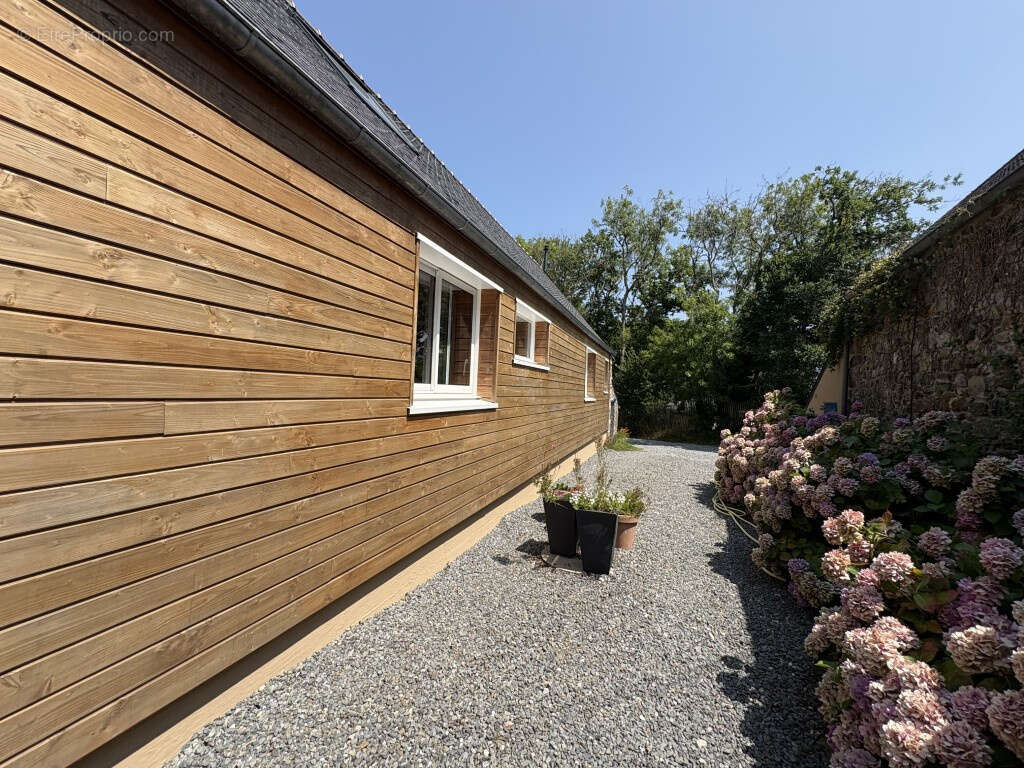 Ensemble immobilier d'exception   2 gîtes avec excellente rentabilité et une magnifique longère en pierre   Pr - photo 37