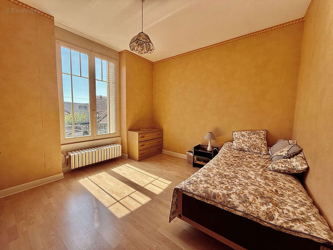 Maison à BRIVE-LA-GAILLARDE