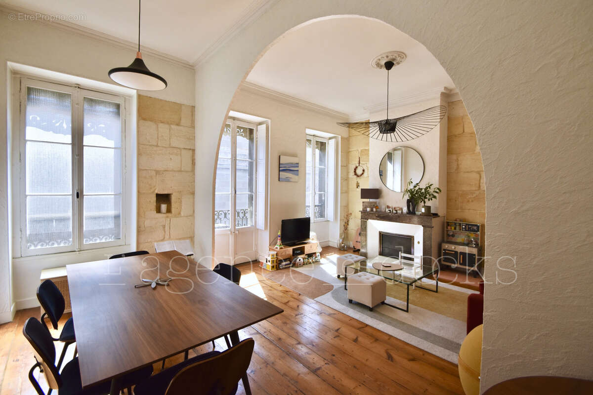 Appartement à BORDEAUX