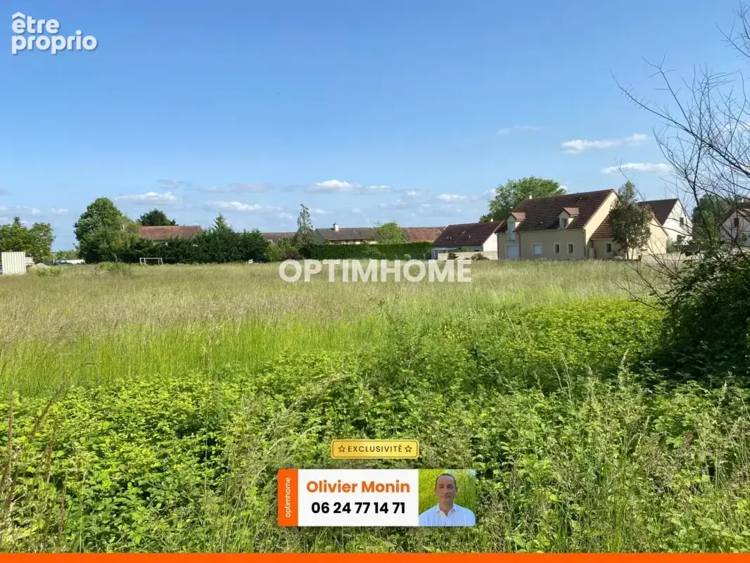 Au calme, cœur de village, terrain constructible et viabilisé de 911 m2 - photo 7