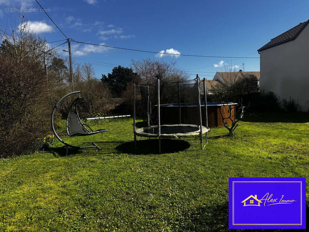 Maison à SAINT-LOUP-GEANGES