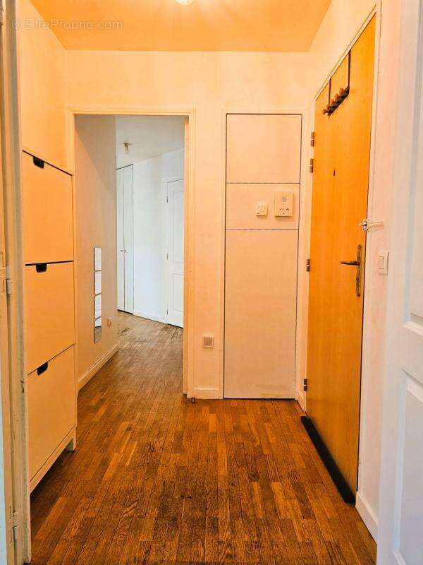 Appartement à SURESNES