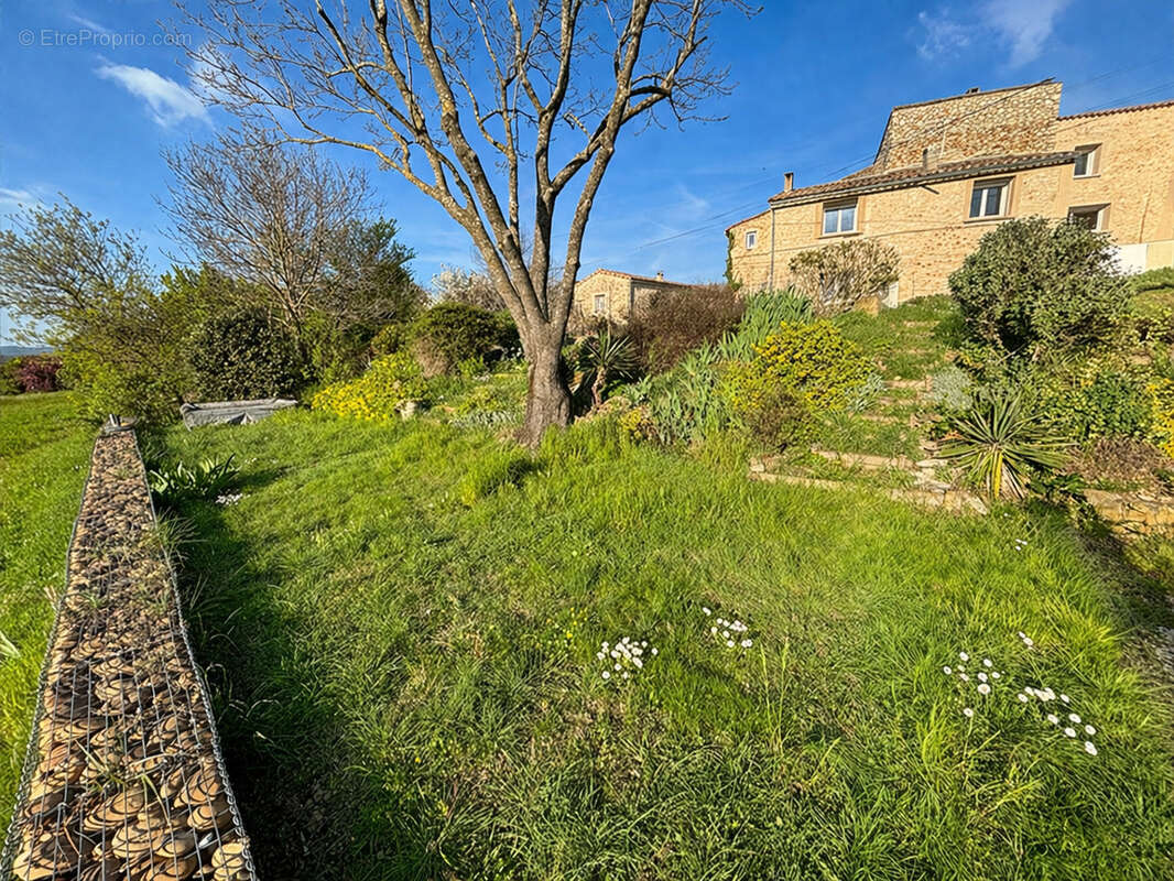 Maison à SAVASSE