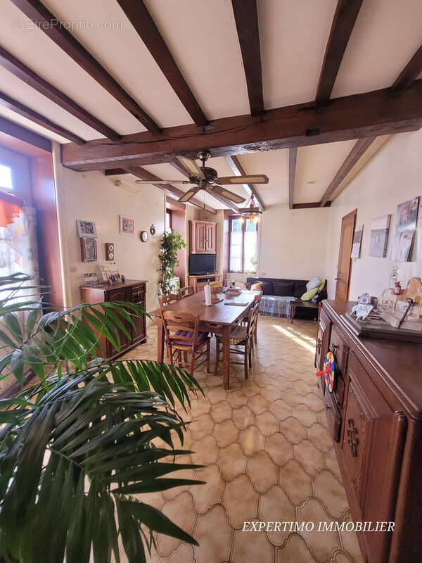 Maison à JONZAC