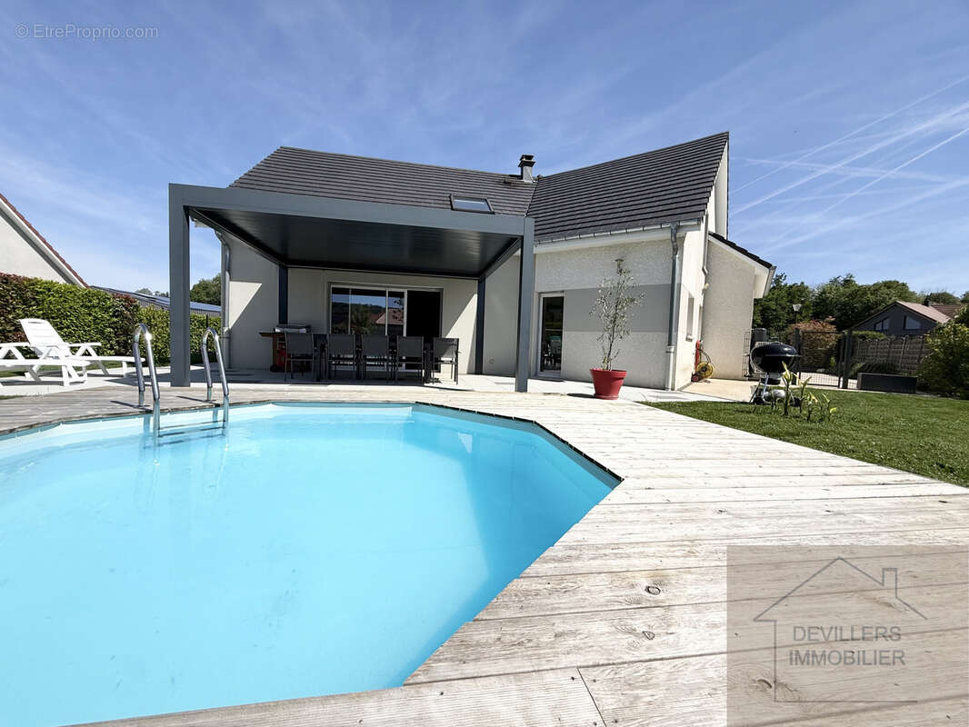 Maison à SAONE