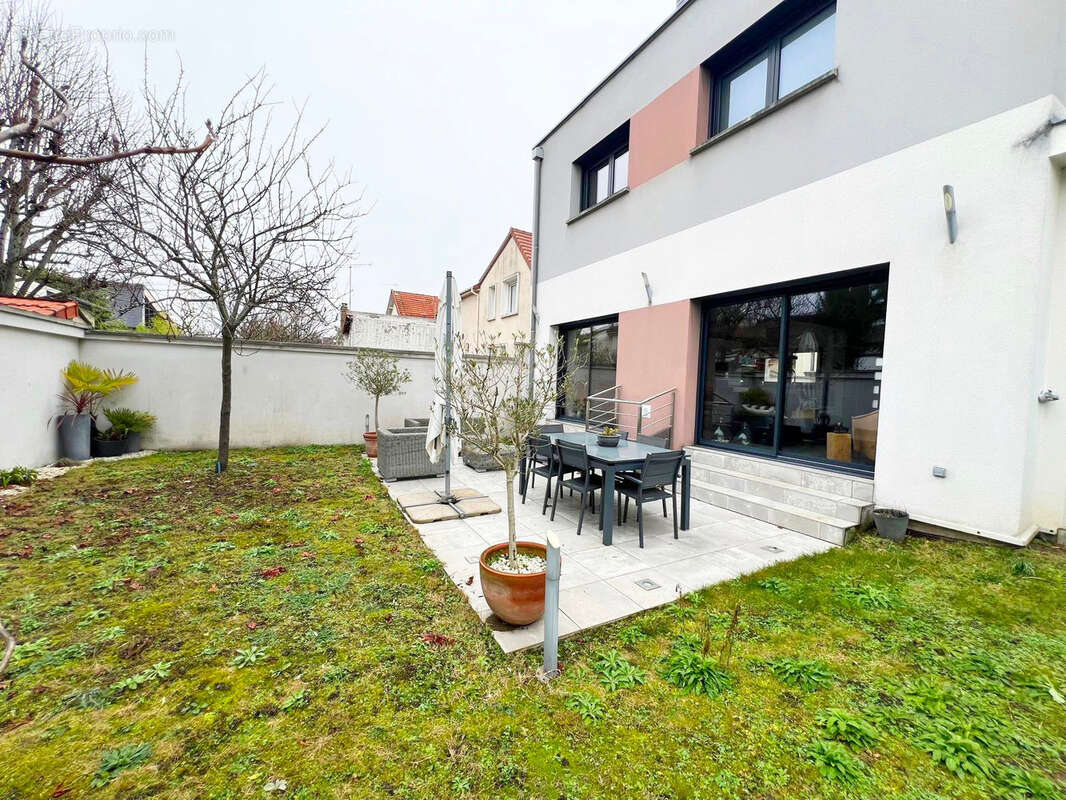 Maison à JOINVILLE-LE-PONT