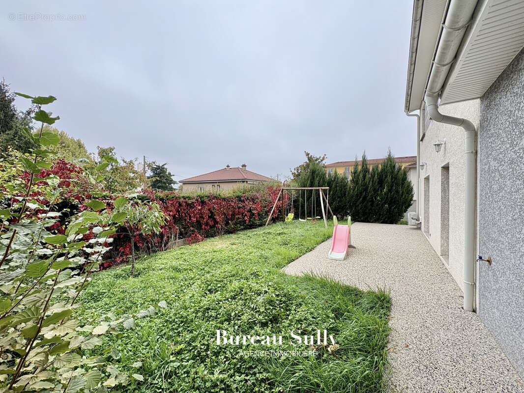 Maison à CORCELLES-EN-BEAUJOLAIS