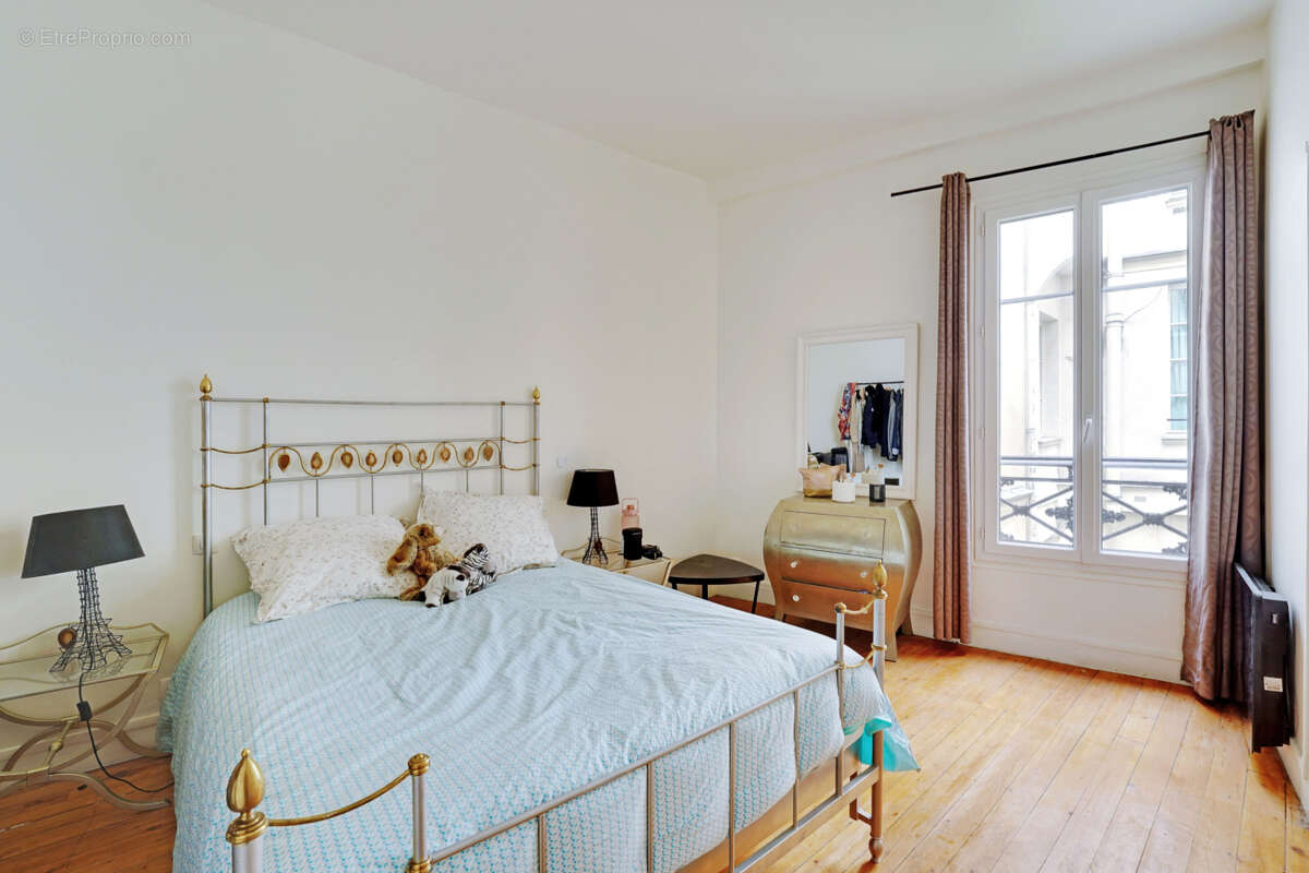 Appartement à PARIS-4E
