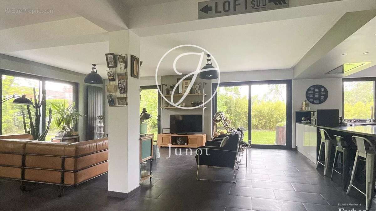 Maison à CHERENG
