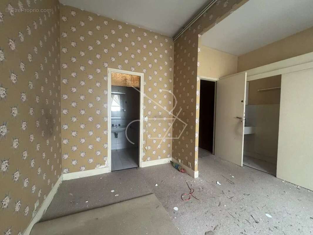 Appartement à PARIS-7E