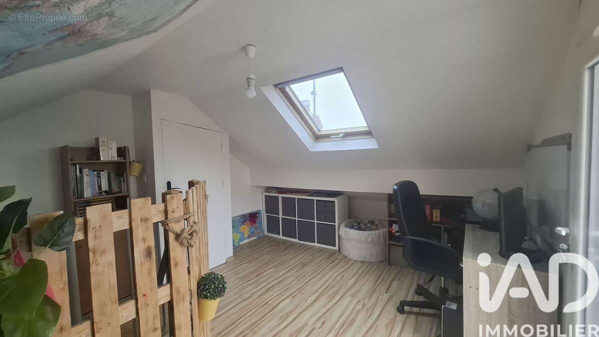 Photo 9 - Maison à VIRY-CHATILLON