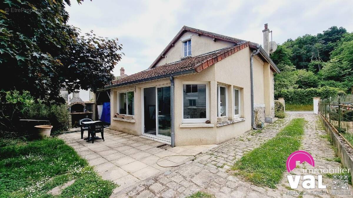 Maison à MILLY-LA-FORET