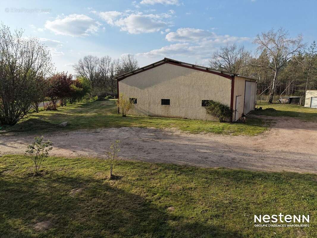 Maison à SAINTE-MAURE-DE-PEYRIAC