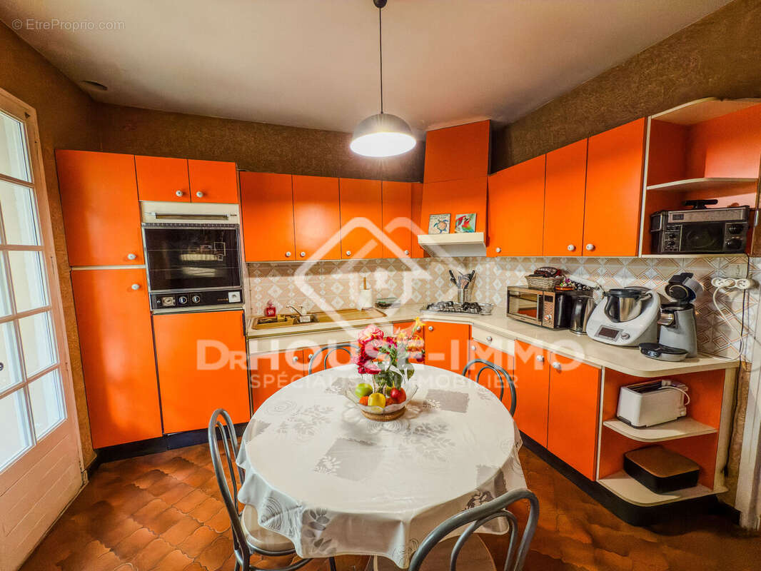 Maison à SAINT-ASTIER