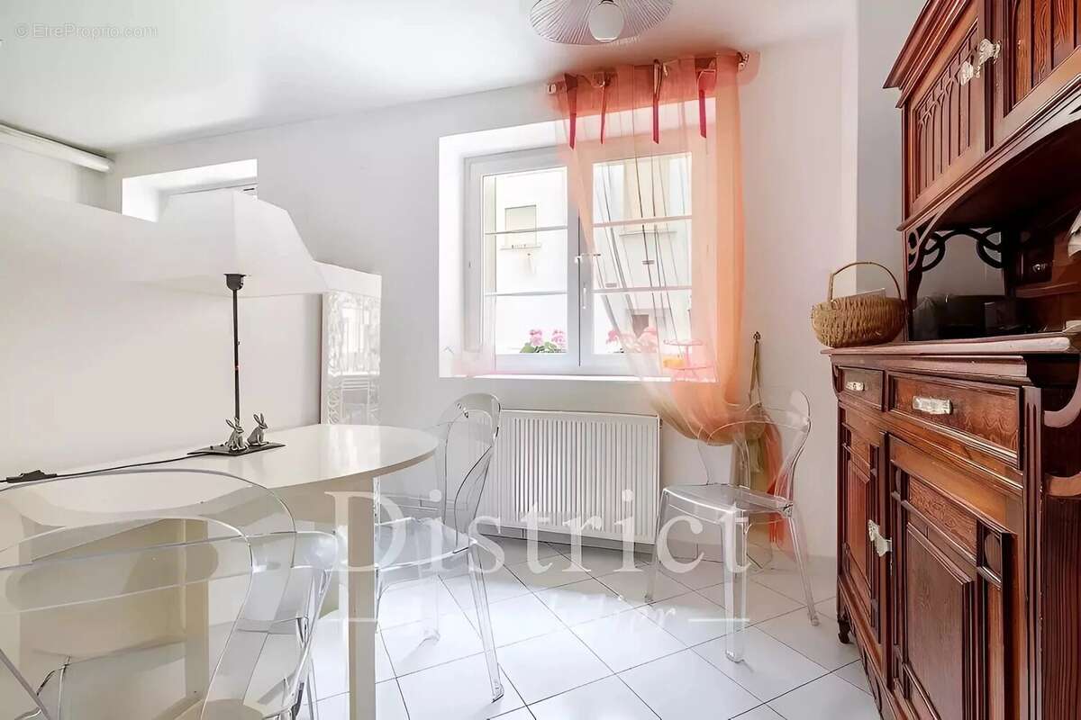 Appartement à PARIS-4E